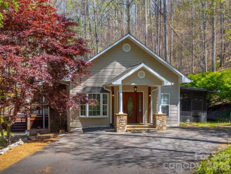 605 Toy Cove Road Sylva NC 28779