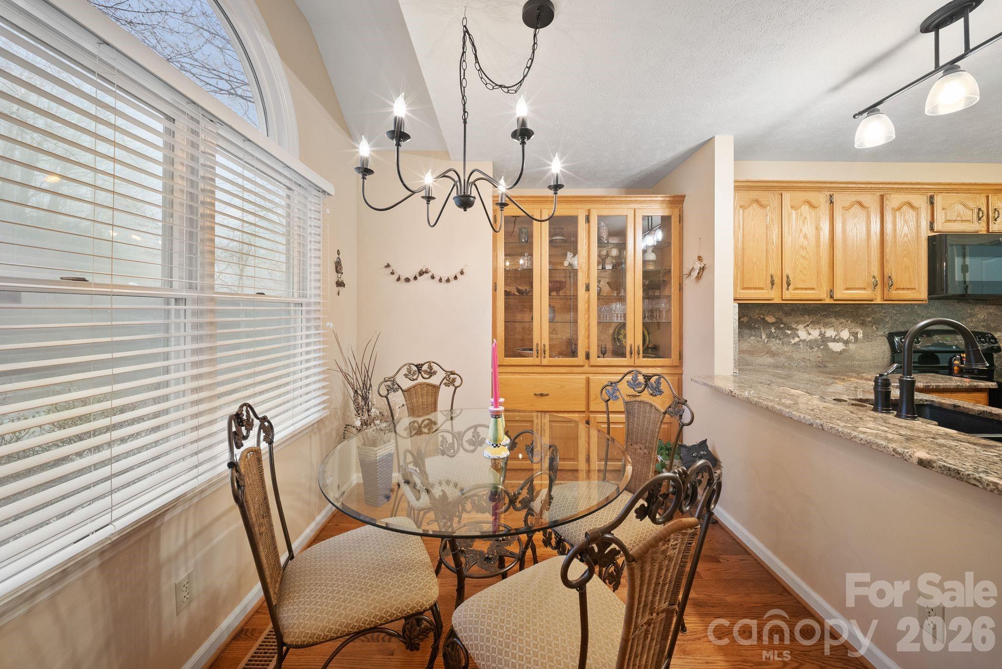 5 Governors Drive Hendersonville NC 28791