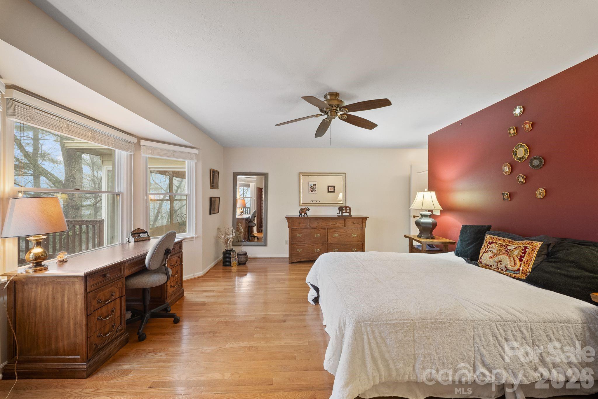 5 Governors Drive Hendersonville NC 28791