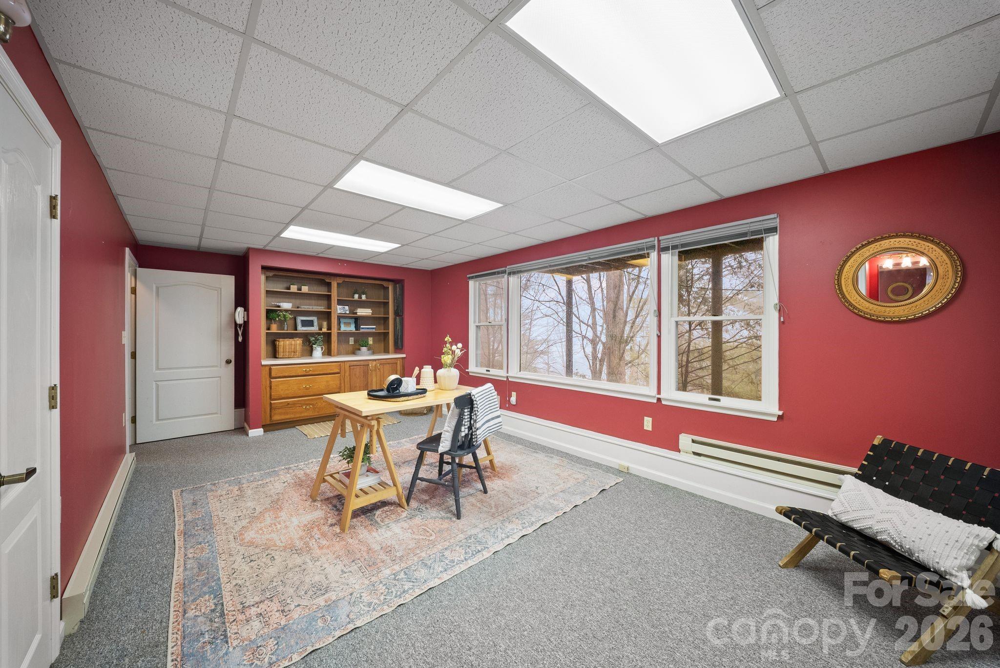 5 Governors Drive Hendersonville NC 28791