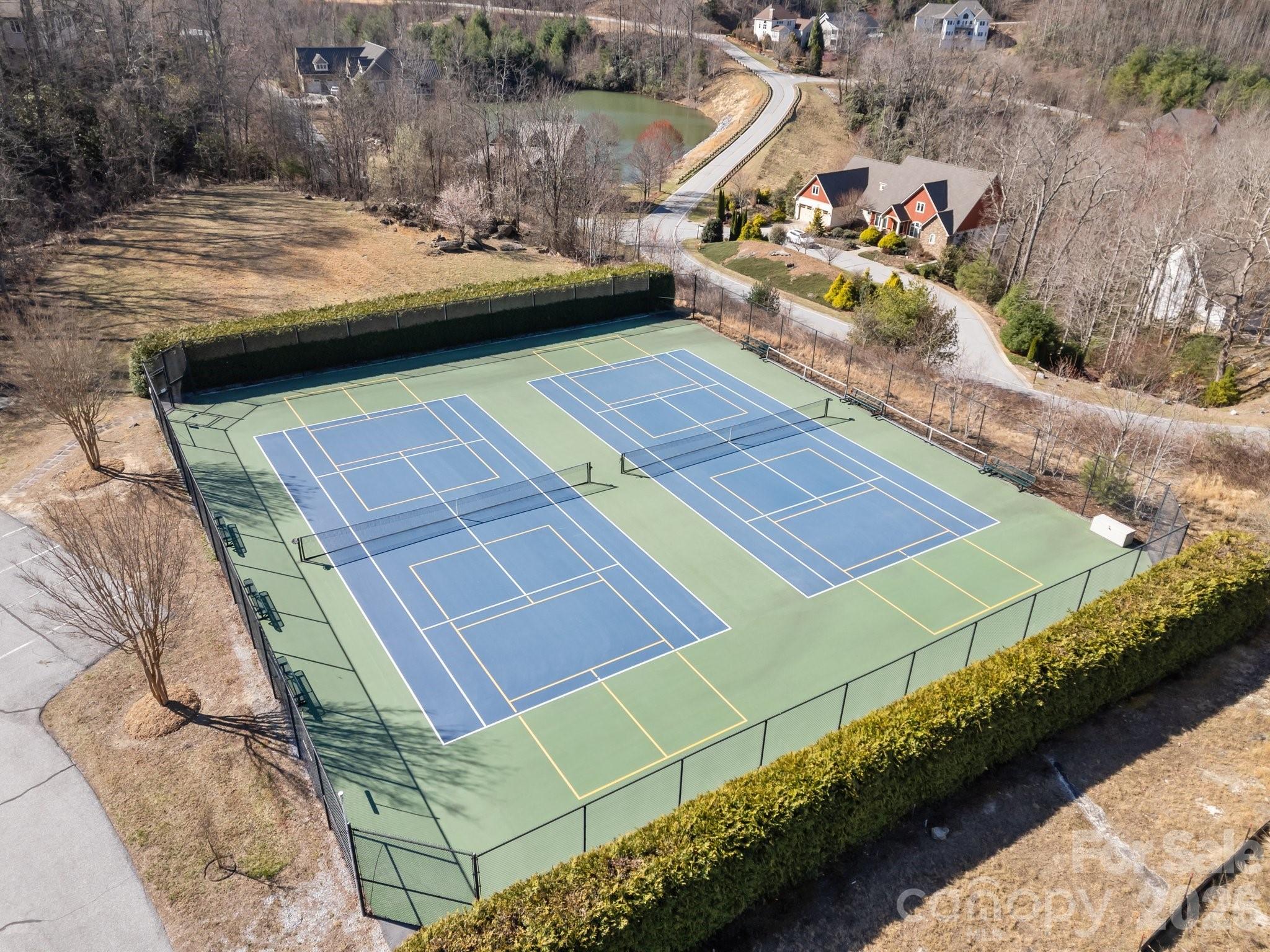 5 Governors Drive Hendersonville NC 28791