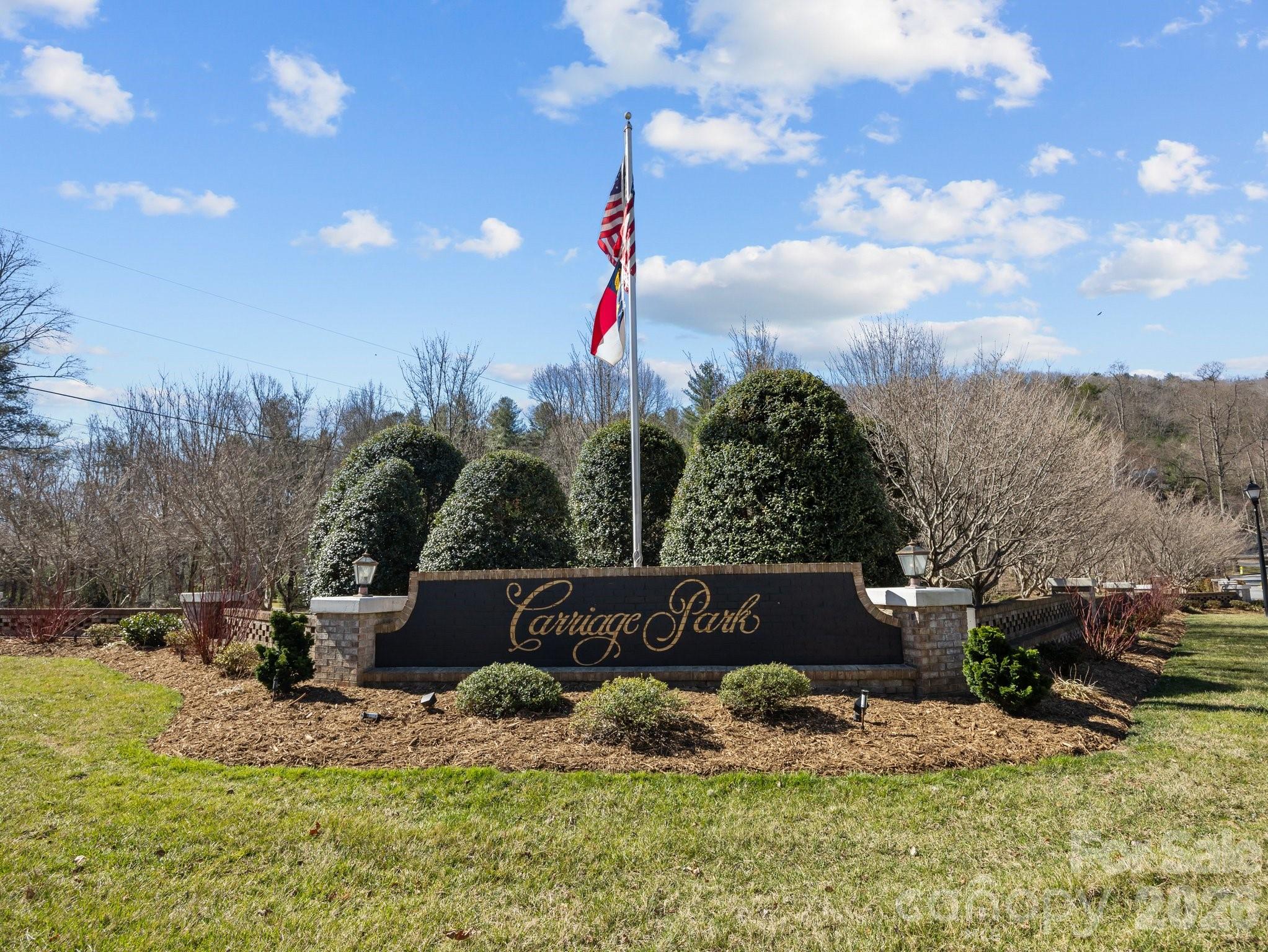 5 Governors Drive Hendersonville NC 28791