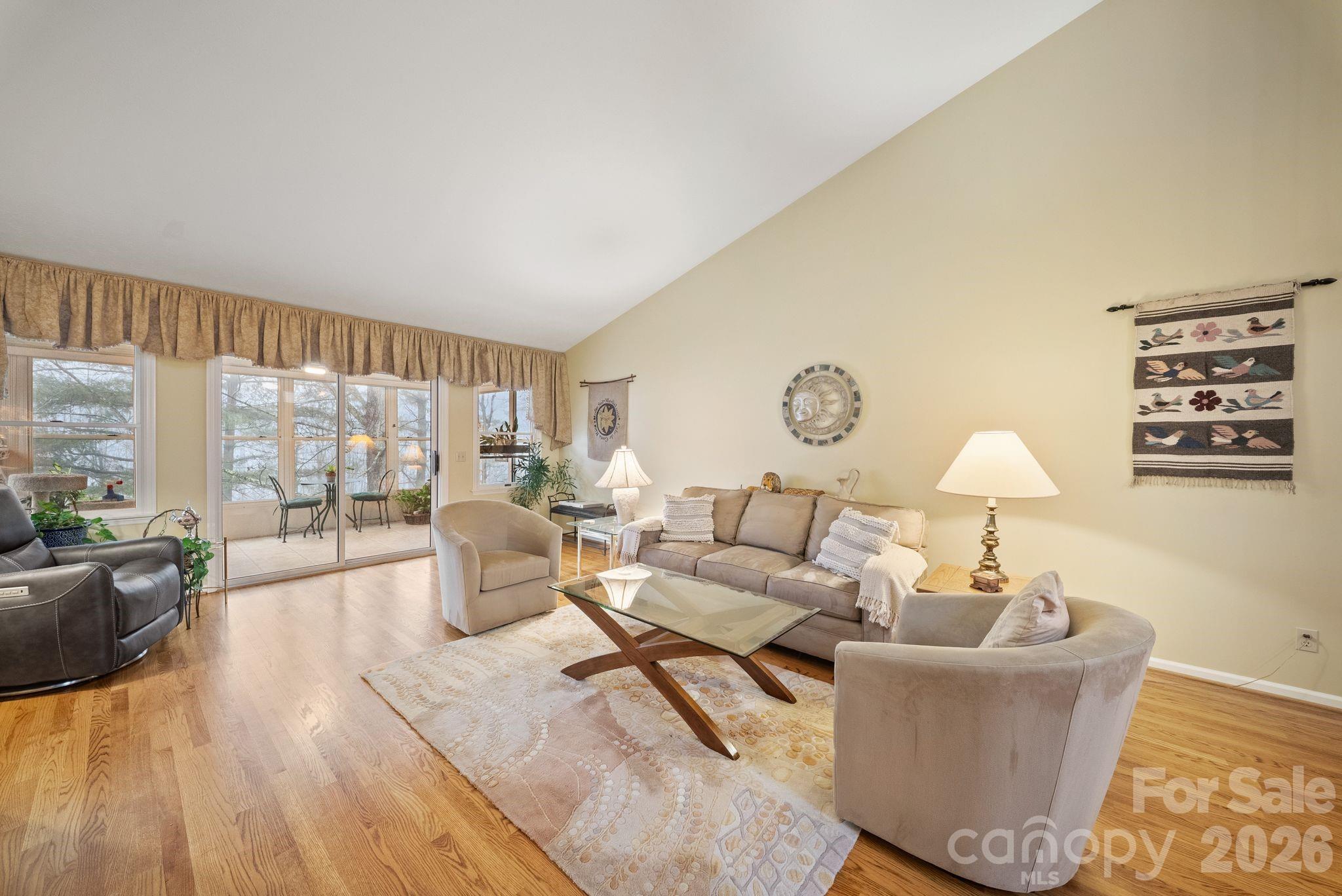 5 Governors Drive Hendersonville NC 28791