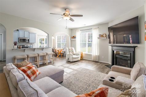 4830 Samuel Pinckney Drive Belmont NC 28012