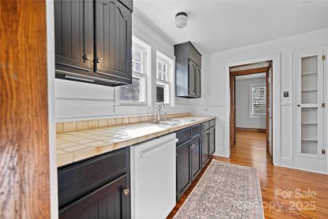 495 Fairview Road Asheville NC 28803