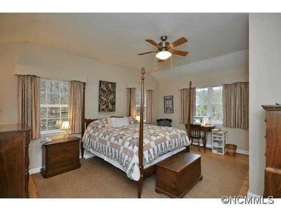 129 Midland Drive Asheville NC 28804