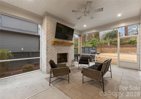 1527 St George Street Charlotte NC 28205