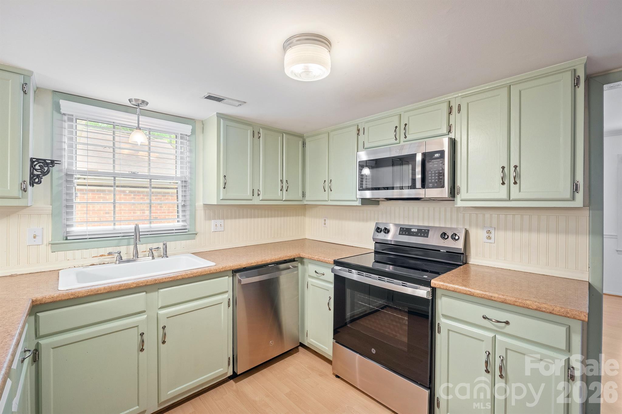1122 Berry Ridge Road Charlotte NC 28270