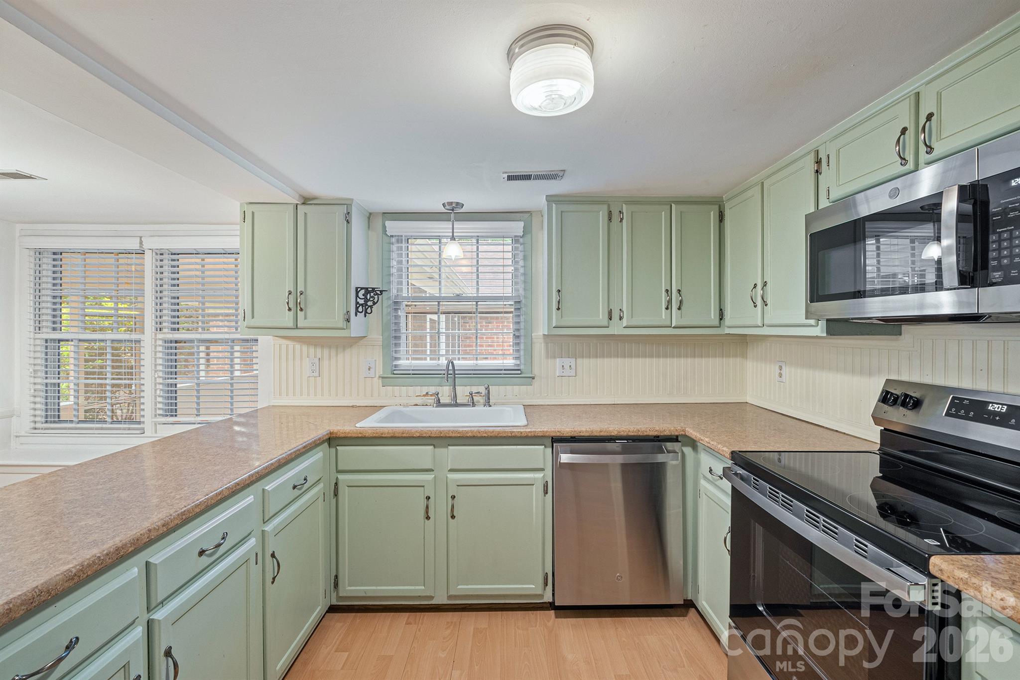 1122 Berry Ridge Road Charlotte NC 28270