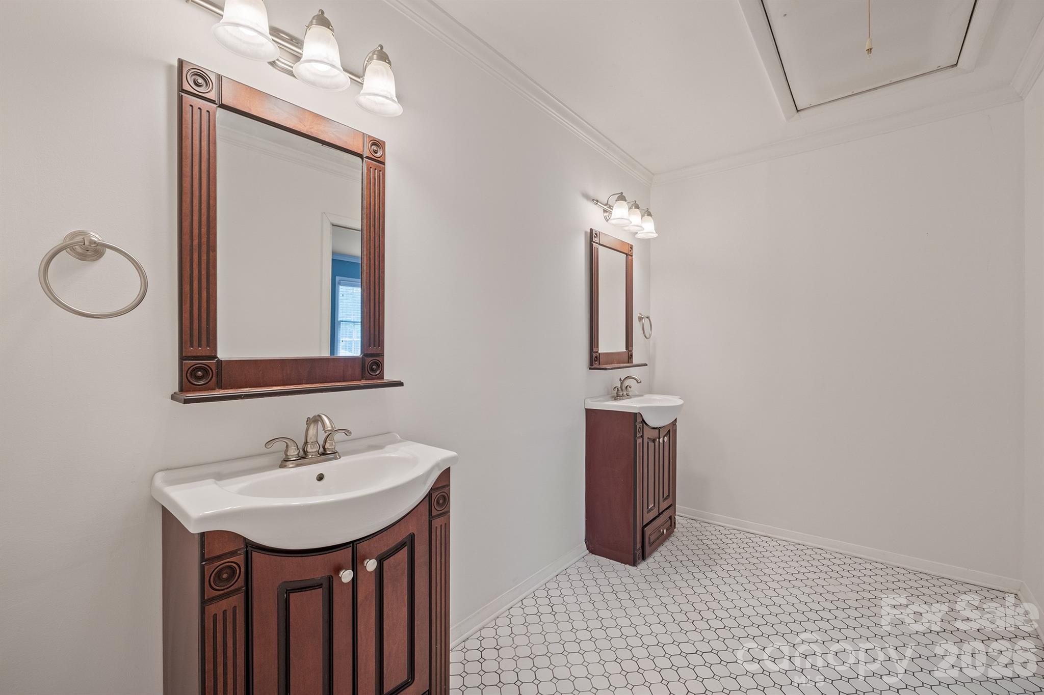 1122 Berry Ridge Road Charlotte NC 28270