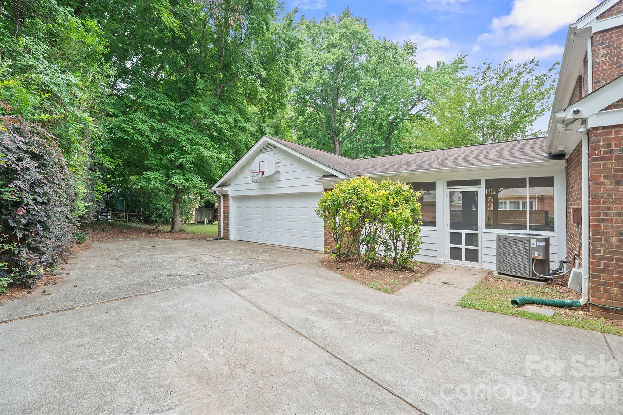 1122 Berry Ridge Road Charlotte NC 28270