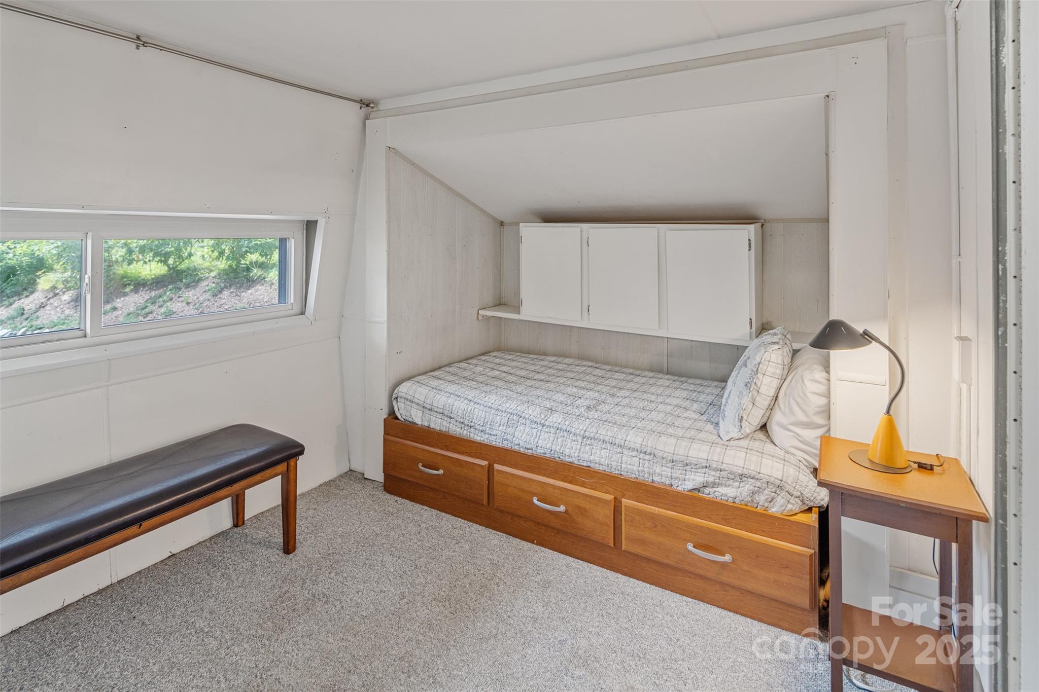 335 Snowshoe Loop Newland NC 28657