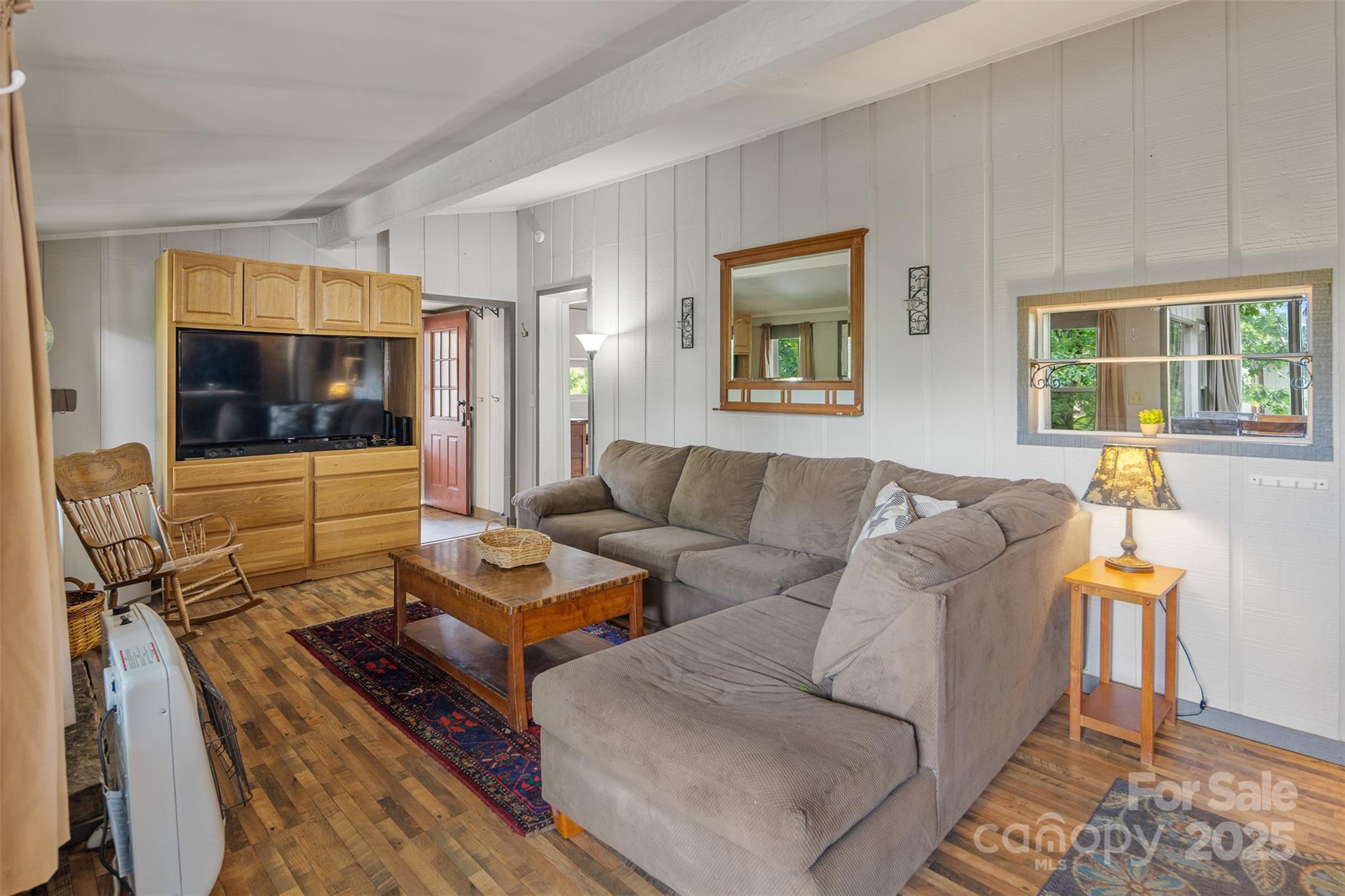 335 Snowshoe Loop Newland NC 28657