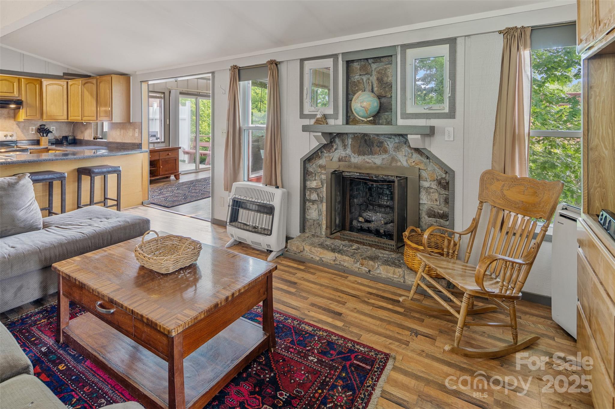 335 Snowshoe Loop Newland NC 28657