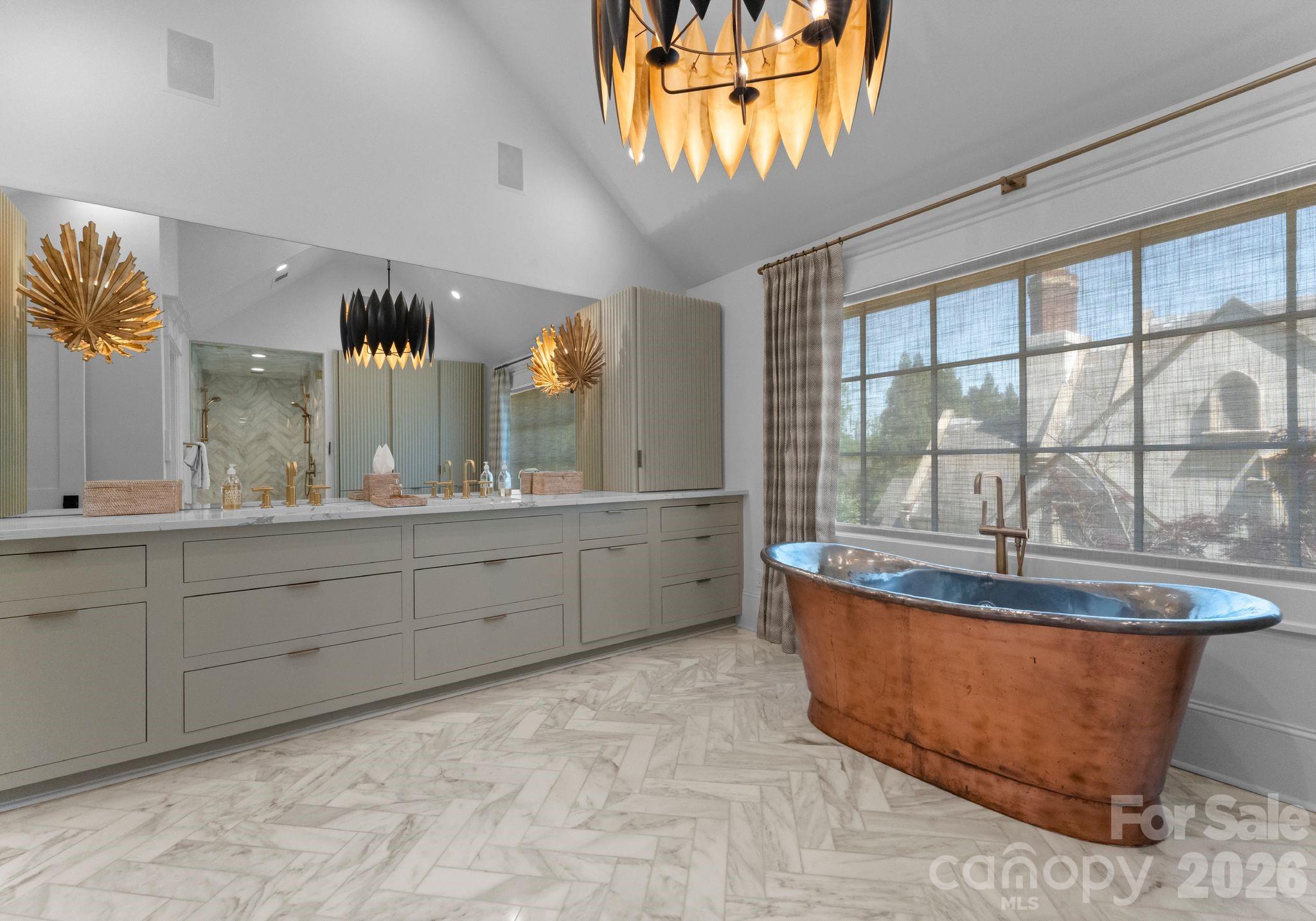 1550 Queens Road W Charlotte NC 28207