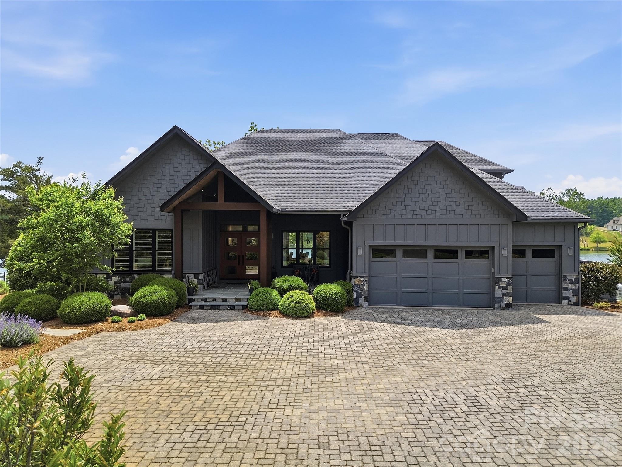 984 Mapleton Lane Columbus NC 28722