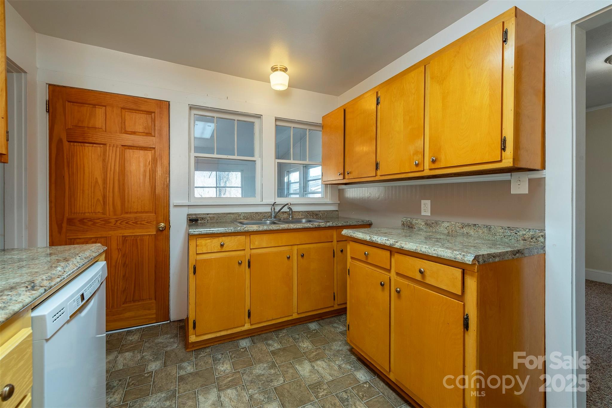 333 Richmond Avenue Swannanoa NC 28778