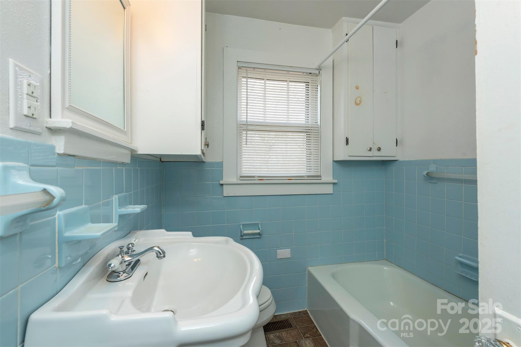 333 Richmond Avenue Swannanoa NC 28778