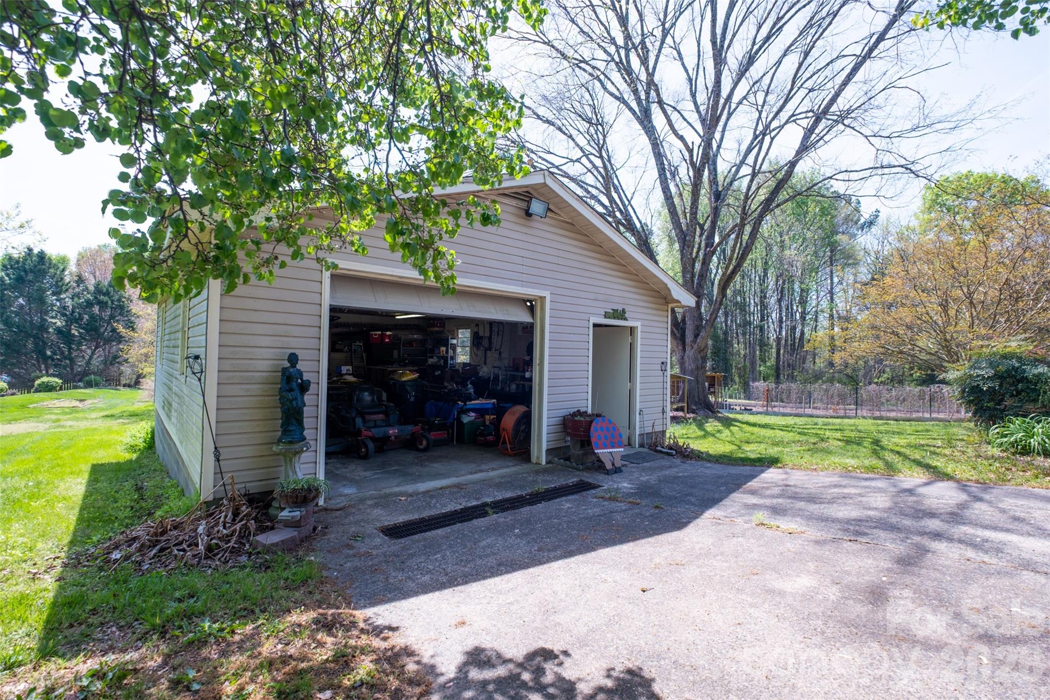 9730 Mount Holly Huntersville Road Huntersville NC 28078