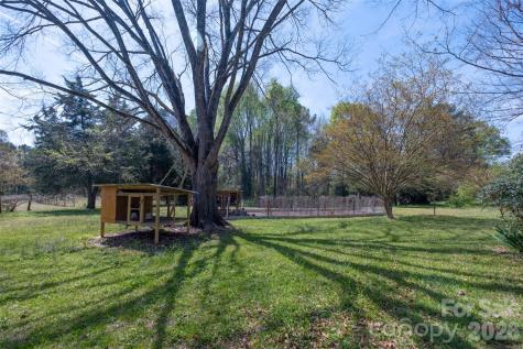 9730 Mount Holly Huntersville Road Huntersville NC 28078
