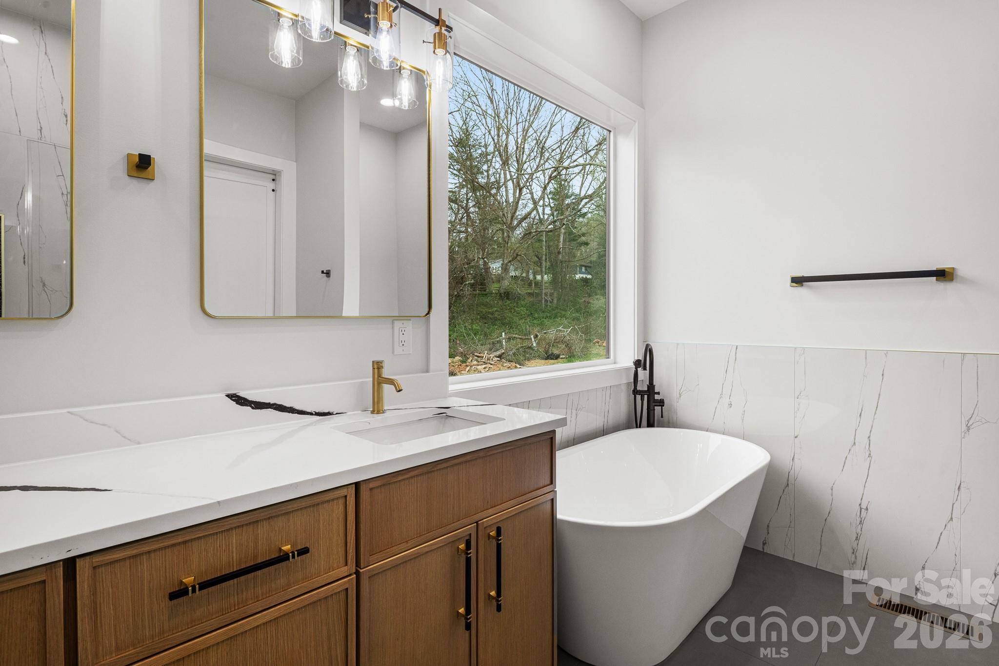 8 Overlook Place Asheville NC 28803