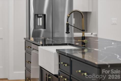 8 Overlook Place Asheville NC 28803