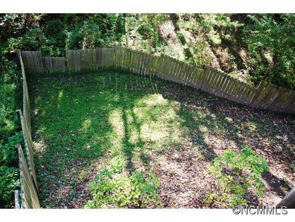 114 Coachmans Trail Asheville NC 28803