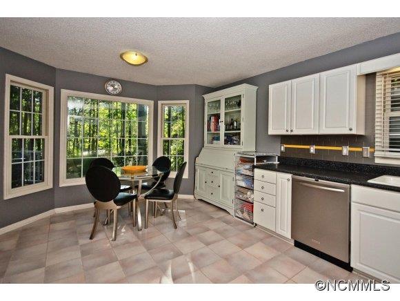 114 Coachmans Trail Asheville NC 28803
