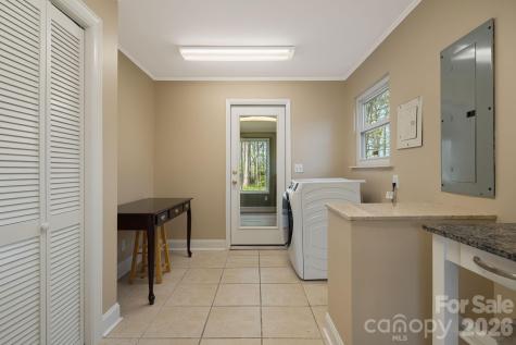 87 W Oakview Road Asheville NC 28806