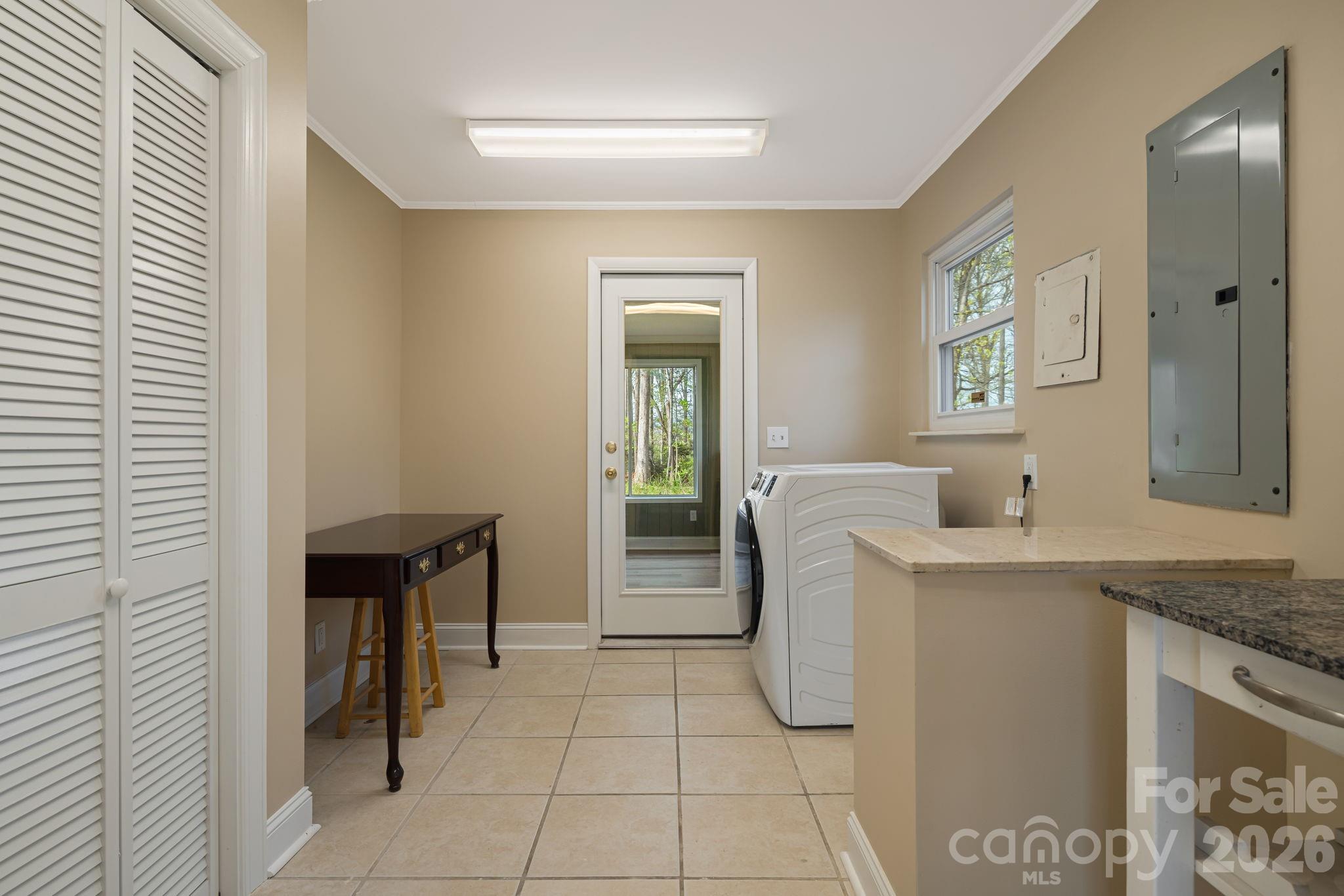 87 W Oakview Road Asheville NC 28806