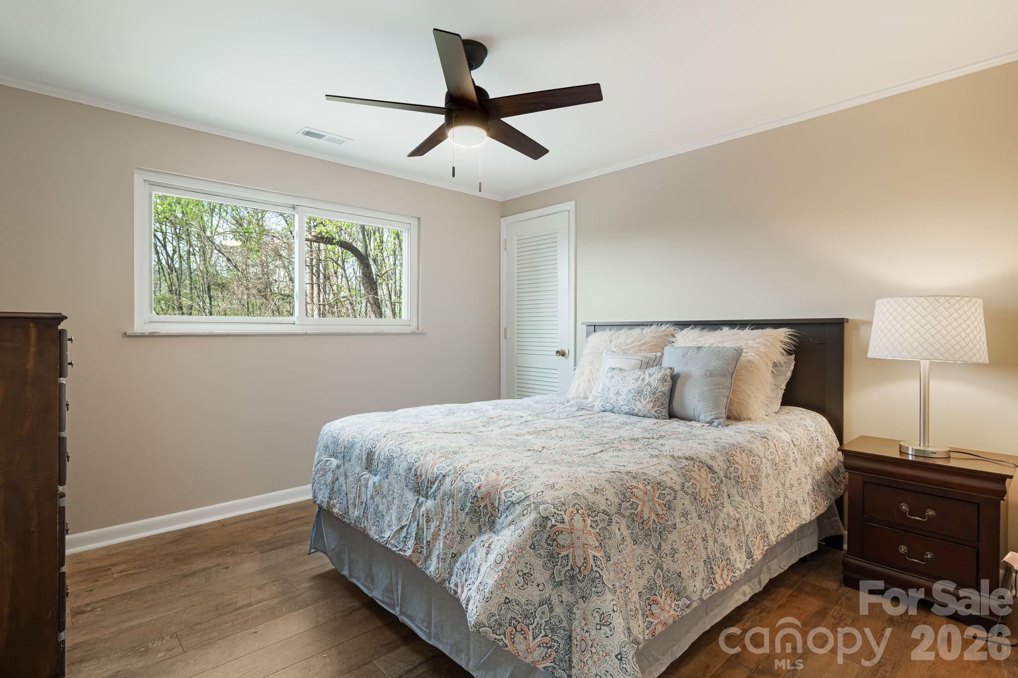 87 W Oakview Road Asheville NC 28806