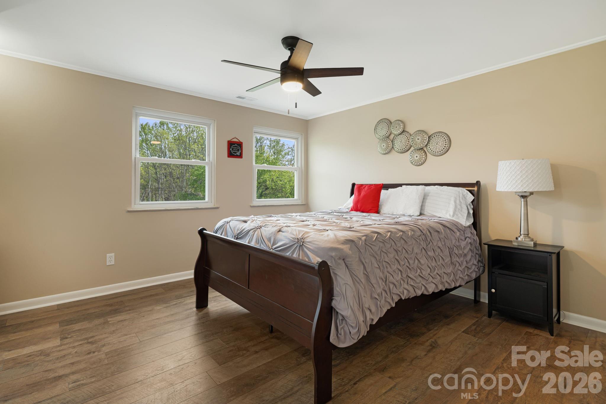 87 W Oakview Road Asheville NC 28806