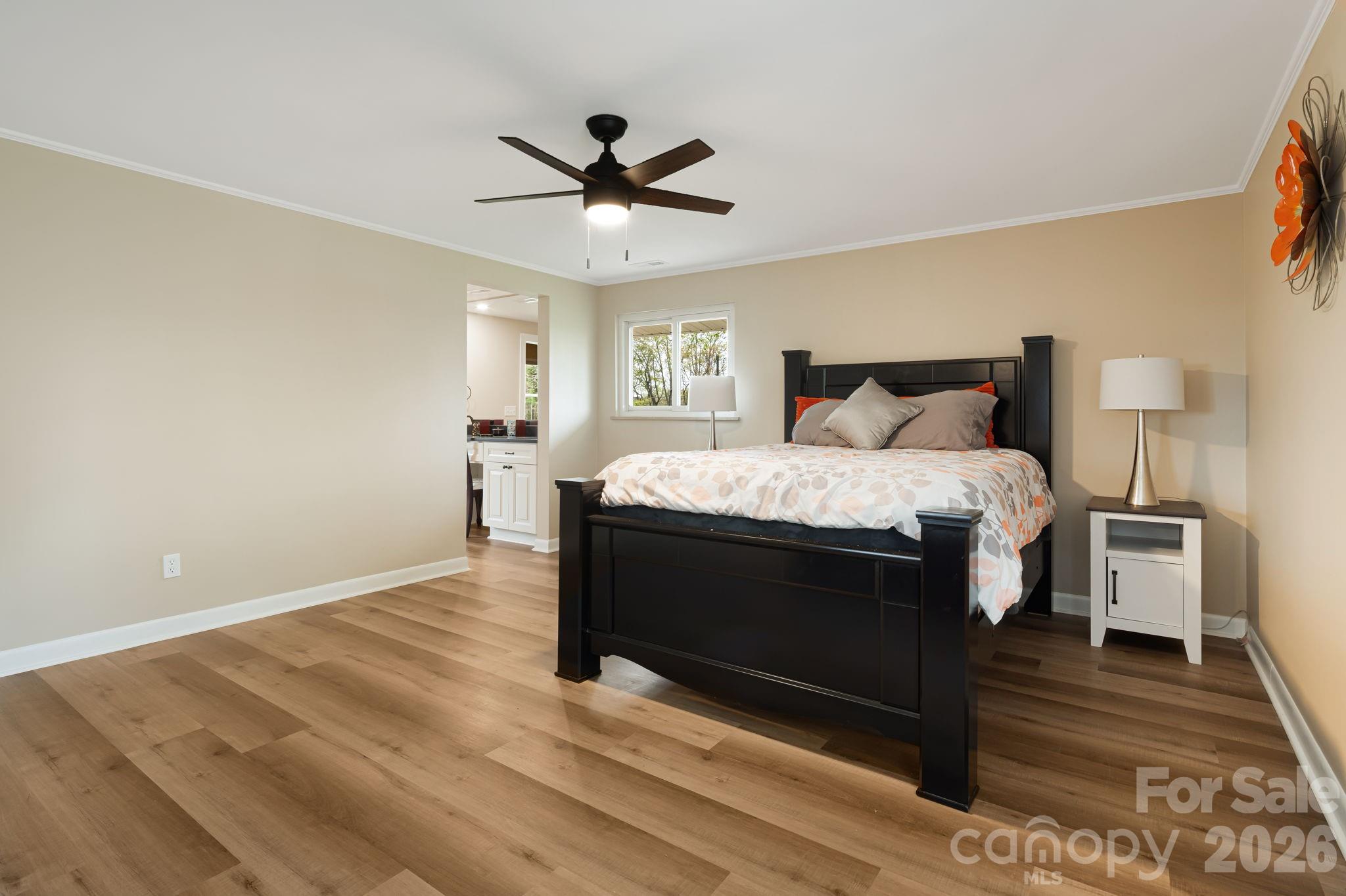 87 W Oakview Road Asheville NC 28806