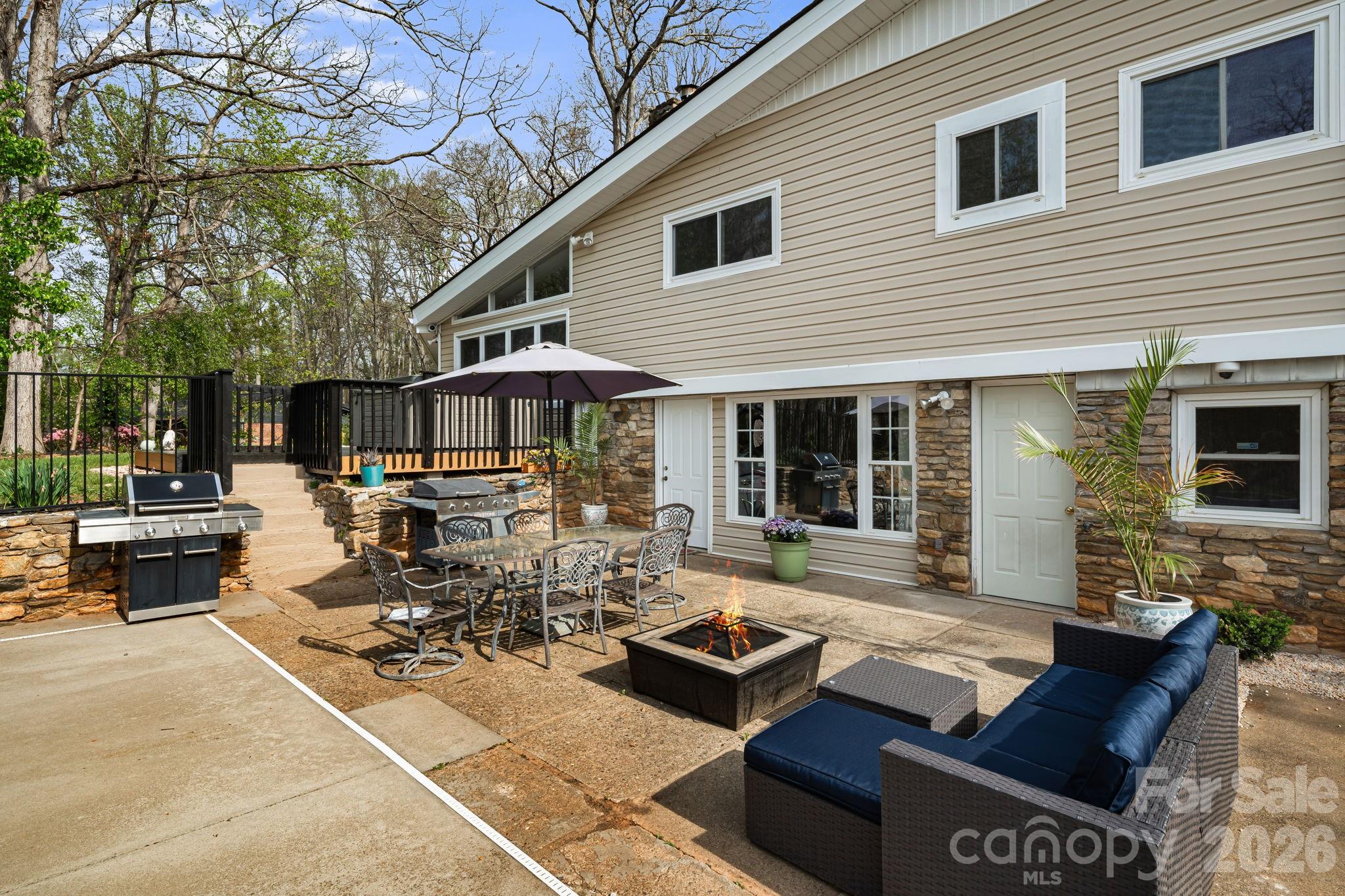 87 W Oakview Road Asheville NC 28806