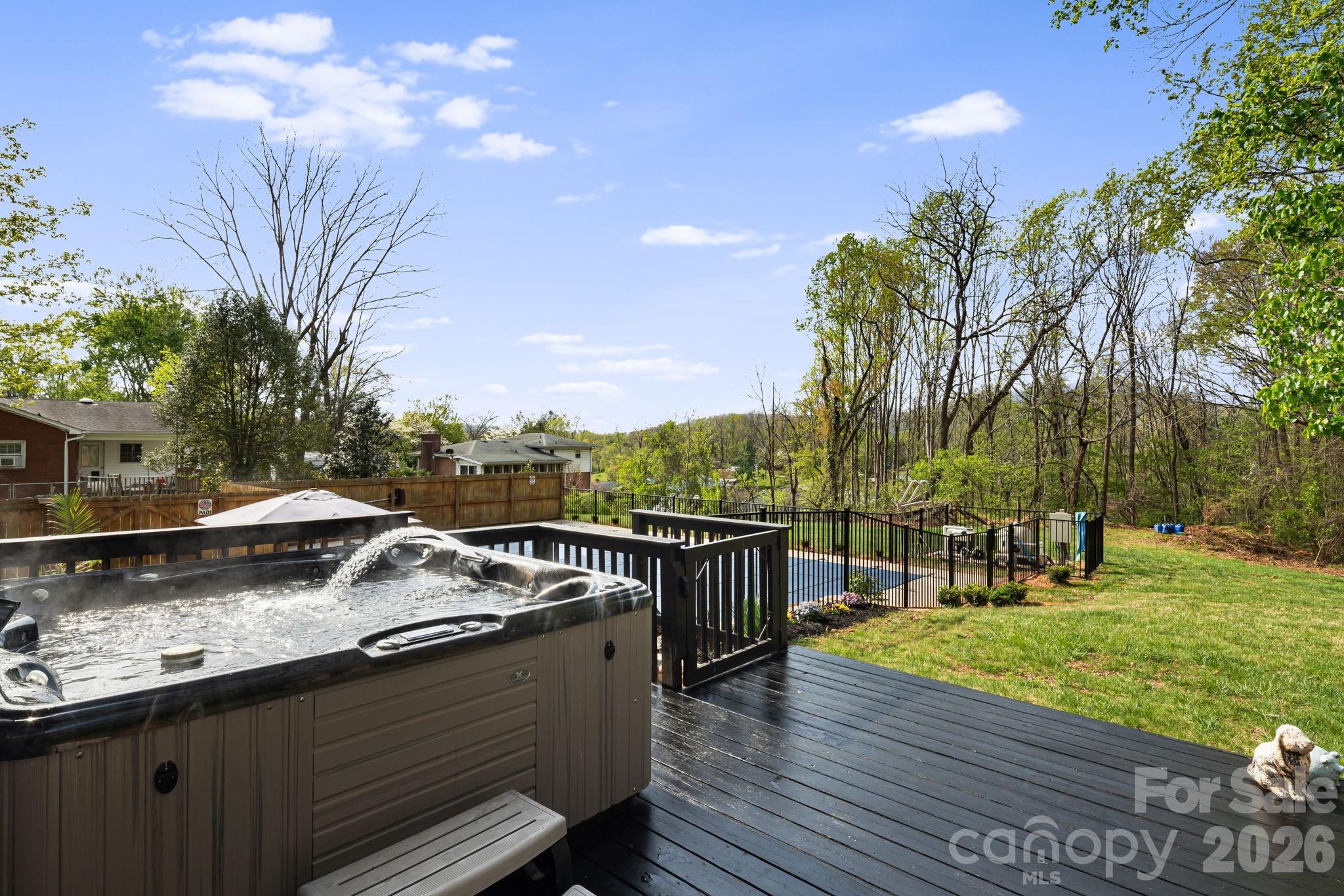87 W Oakview Road Asheville NC 28806