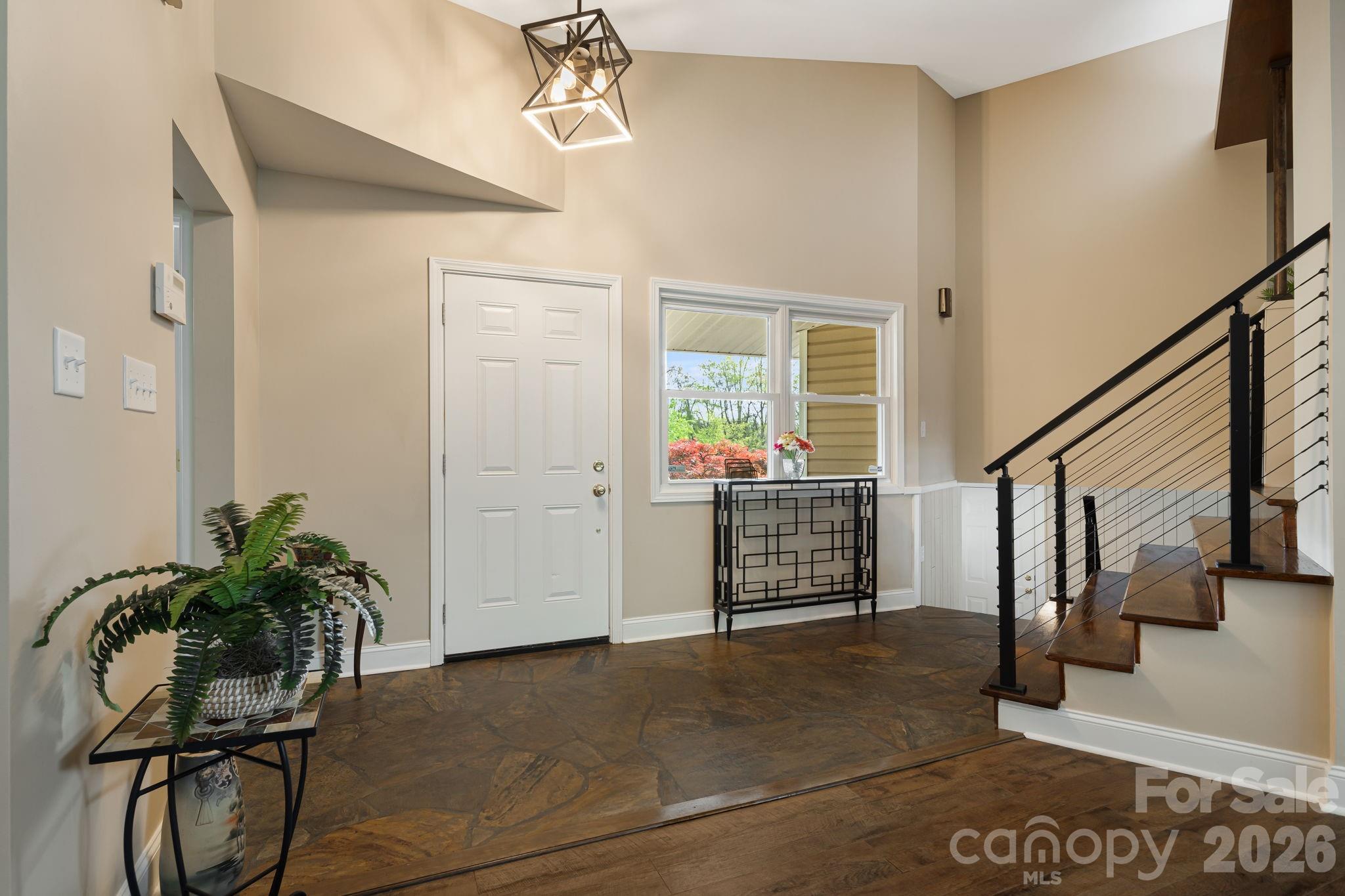 87 W Oakview Road Asheville NC 28806