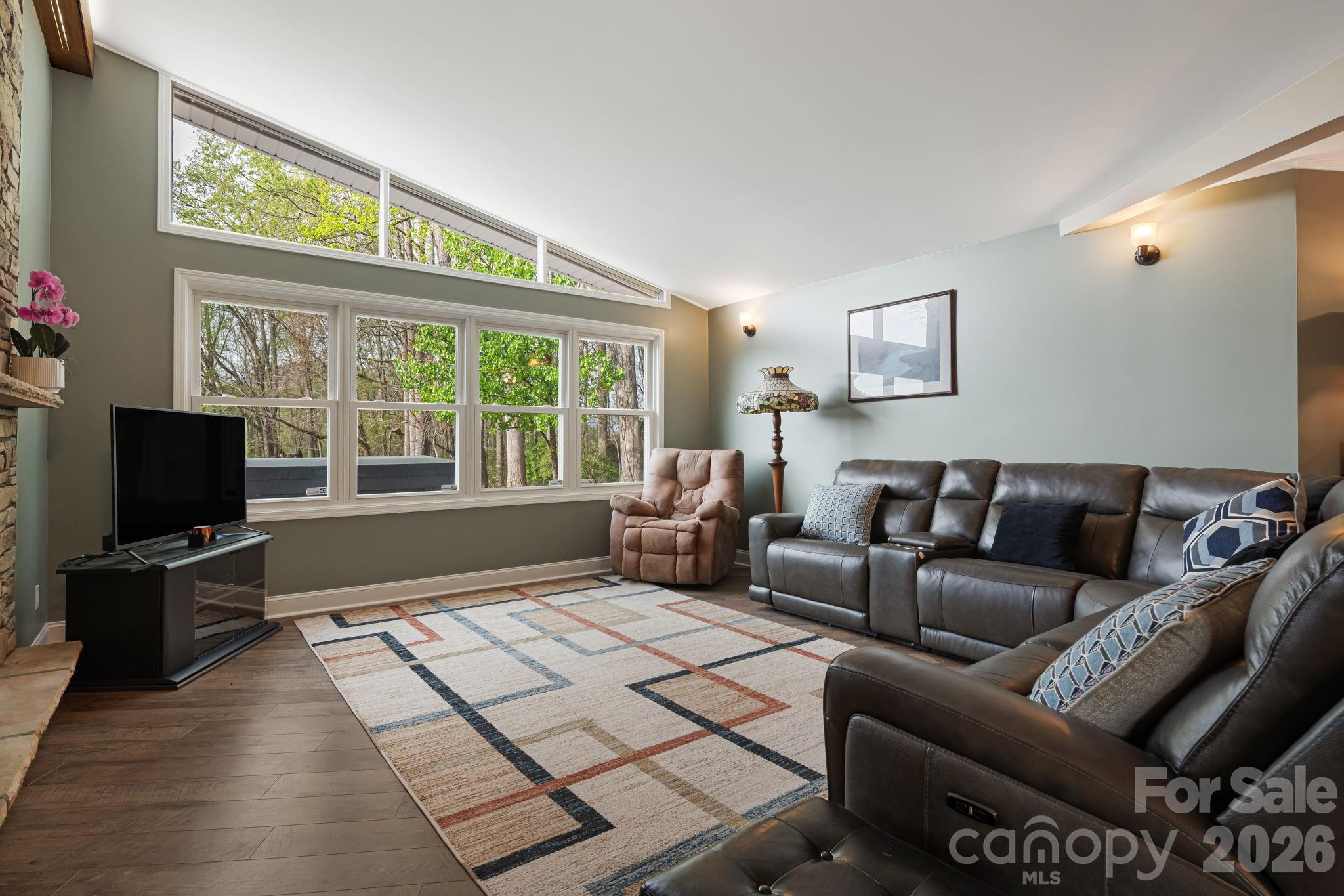 87 W Oakview Road Asheville NC 28806