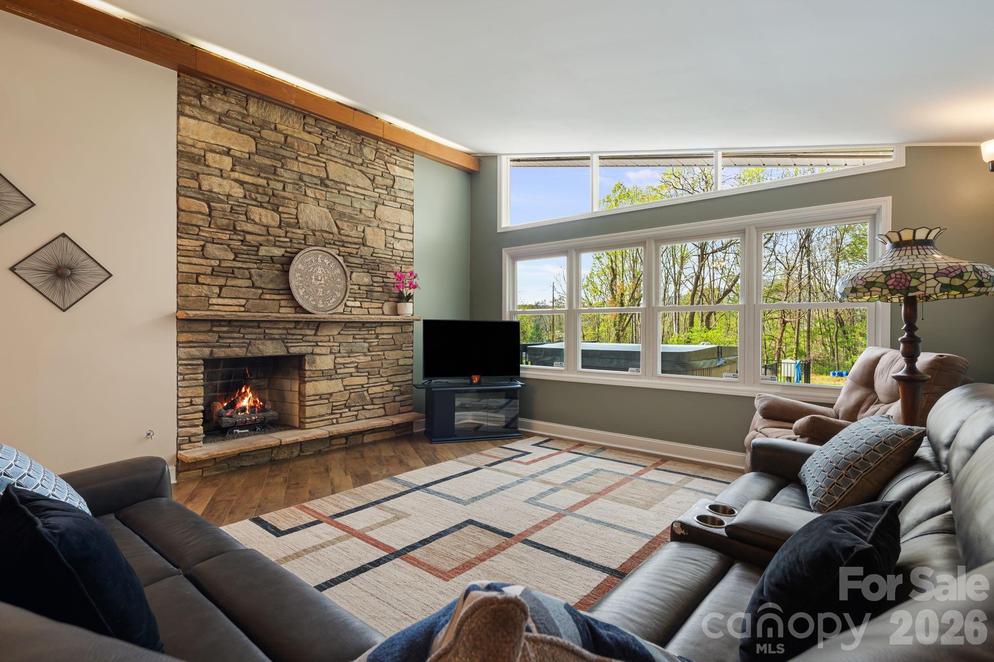87 W Oakview Road Asheville NC 28806