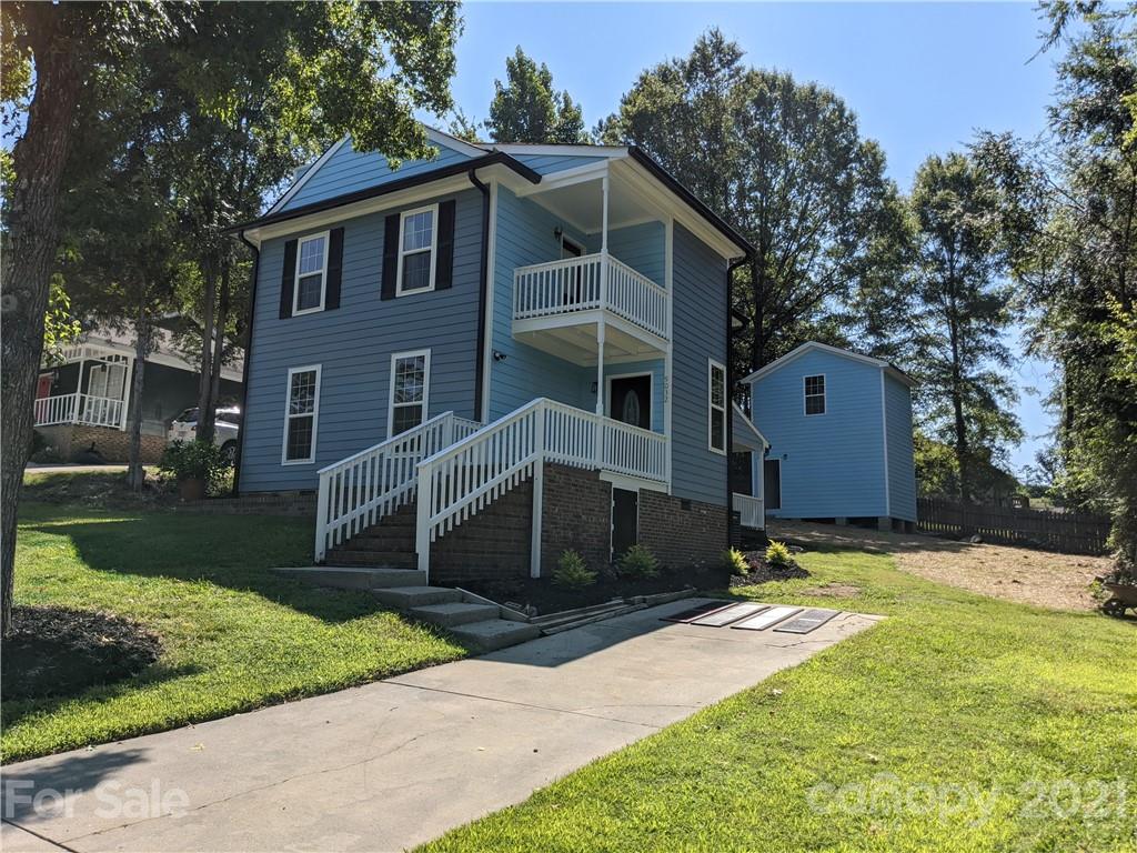 9032 Louvaine Drive Charlotte NC 28227