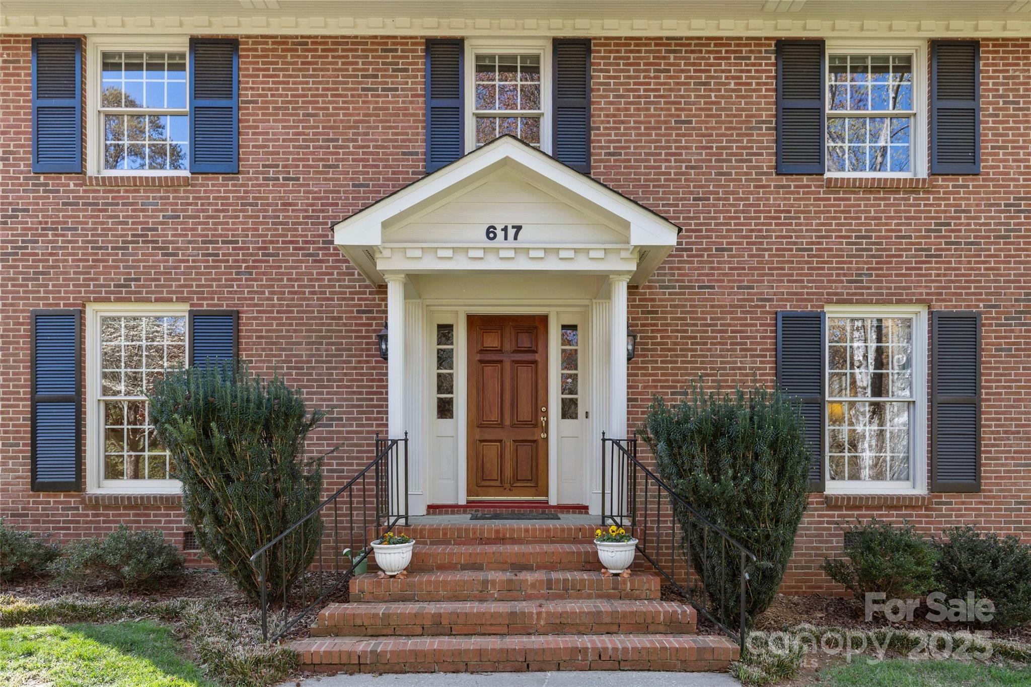 617 Robmont Road Charlotte NC 28270
