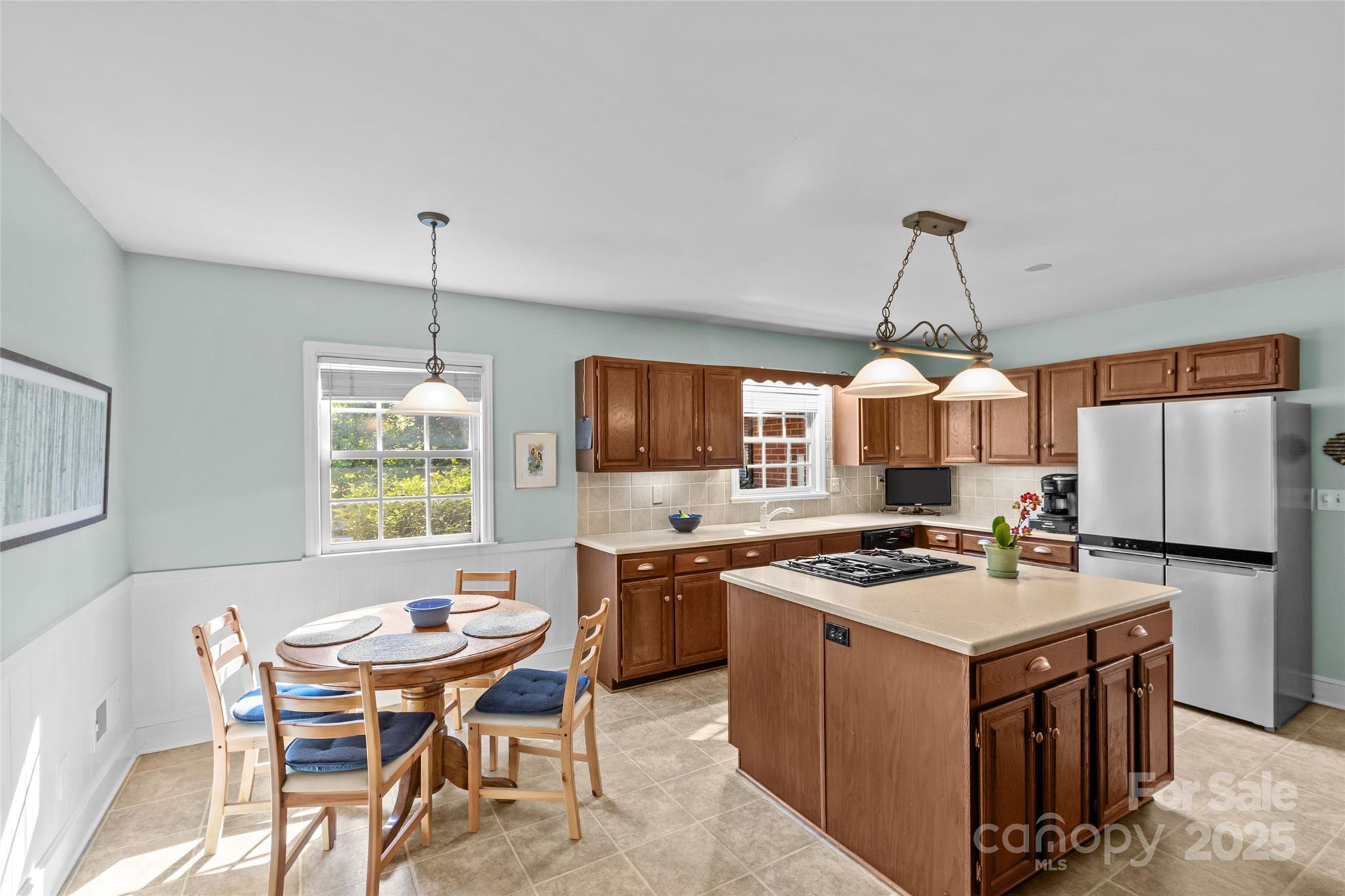 617 Robmont Road Charlotte NC 28270