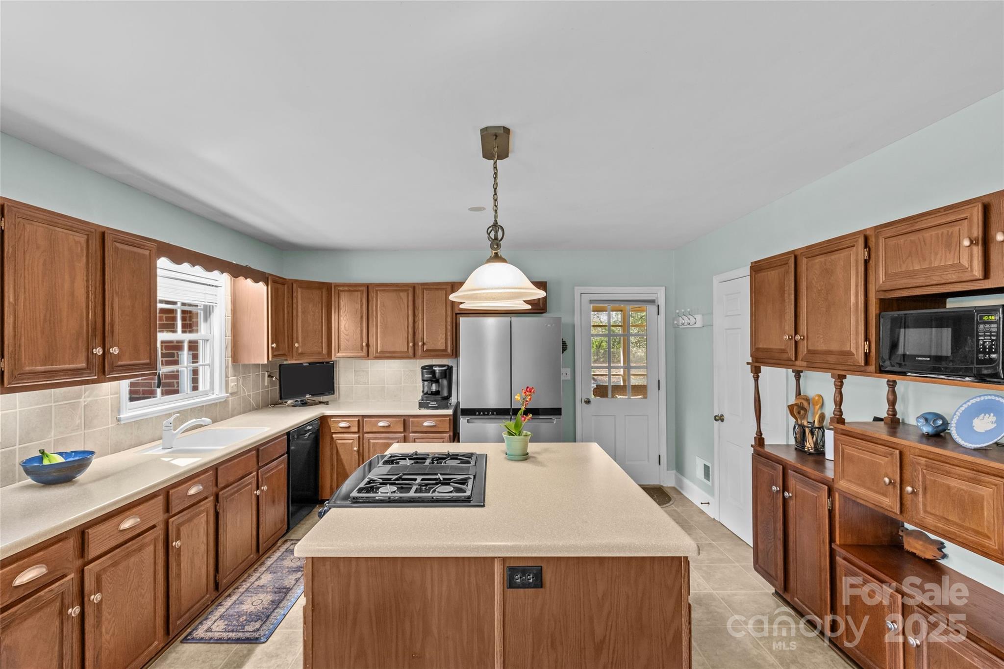 617 Robmont Road Charlotte NC 28270