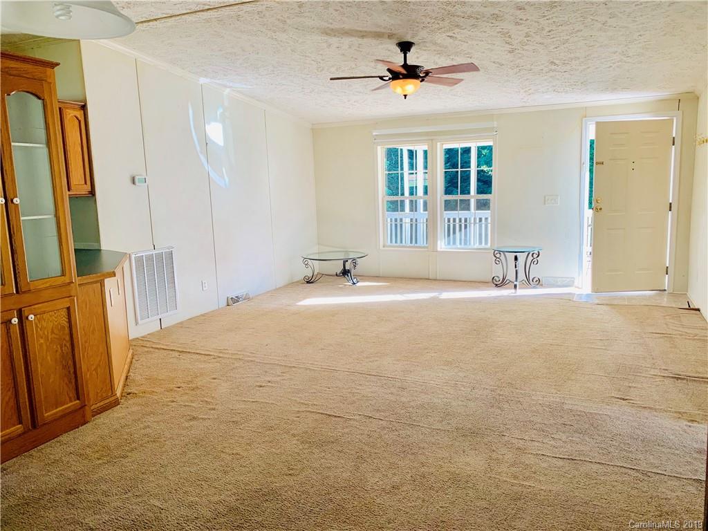 8 Spring Tree Lane Fairview NC 28730