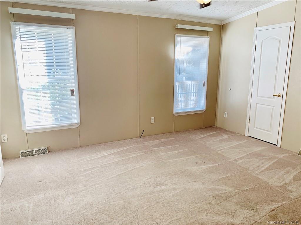 8 Spring Tree Lane Fairview NC 28730