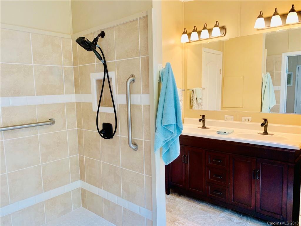 8 Spring Tree Lane Fairview NC 28730