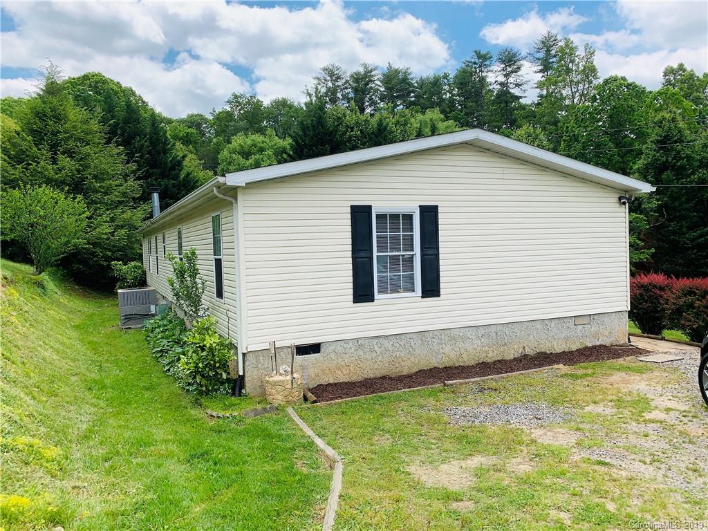 8 Spring Tree Lane Fairview NC 28730