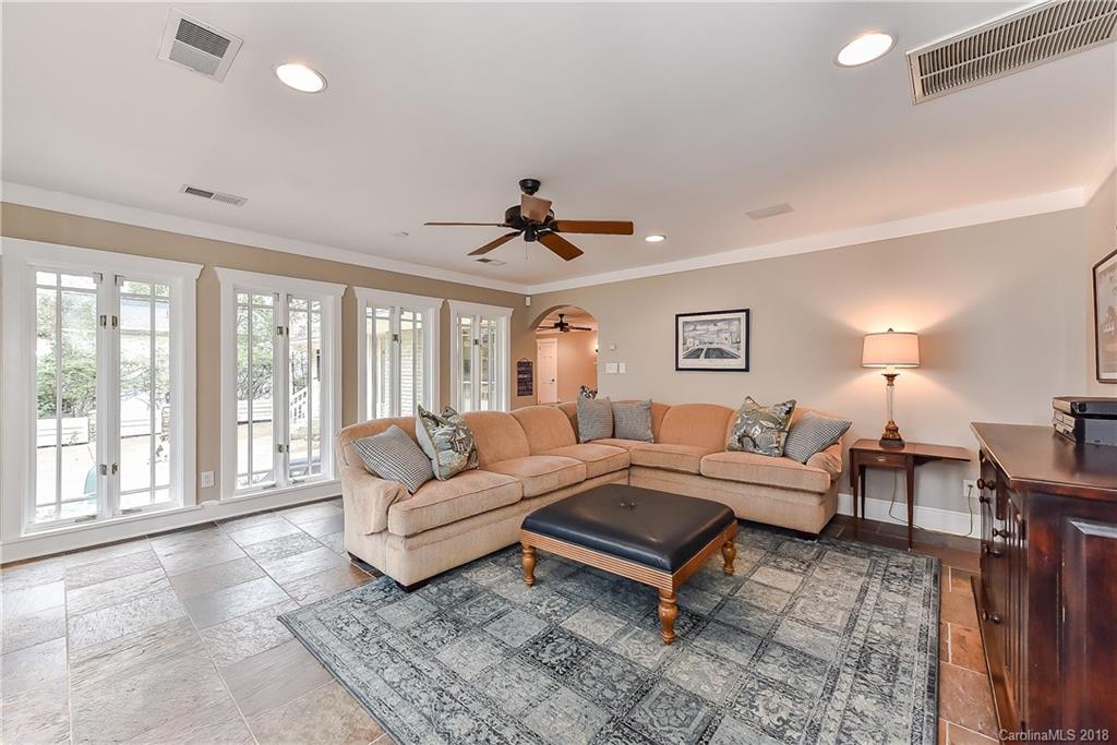 2427 Cornell Avenue Charlotte NC 28211