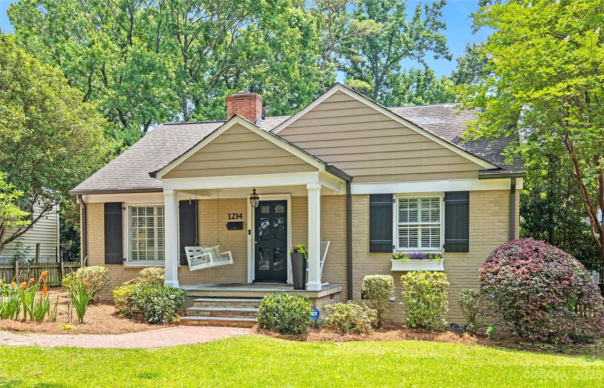 1214 Yale Place Charlotte NC 28209