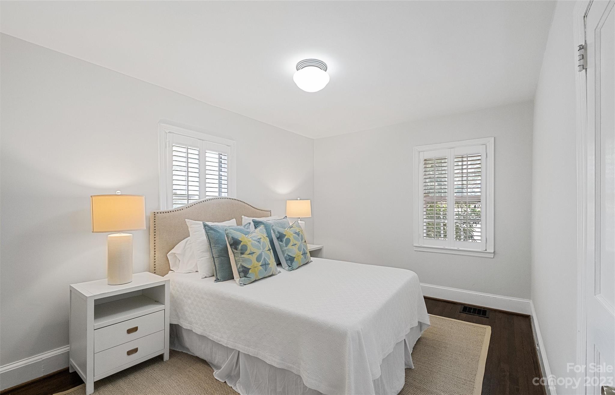 1214 Yale Place Charlotte NC 28209