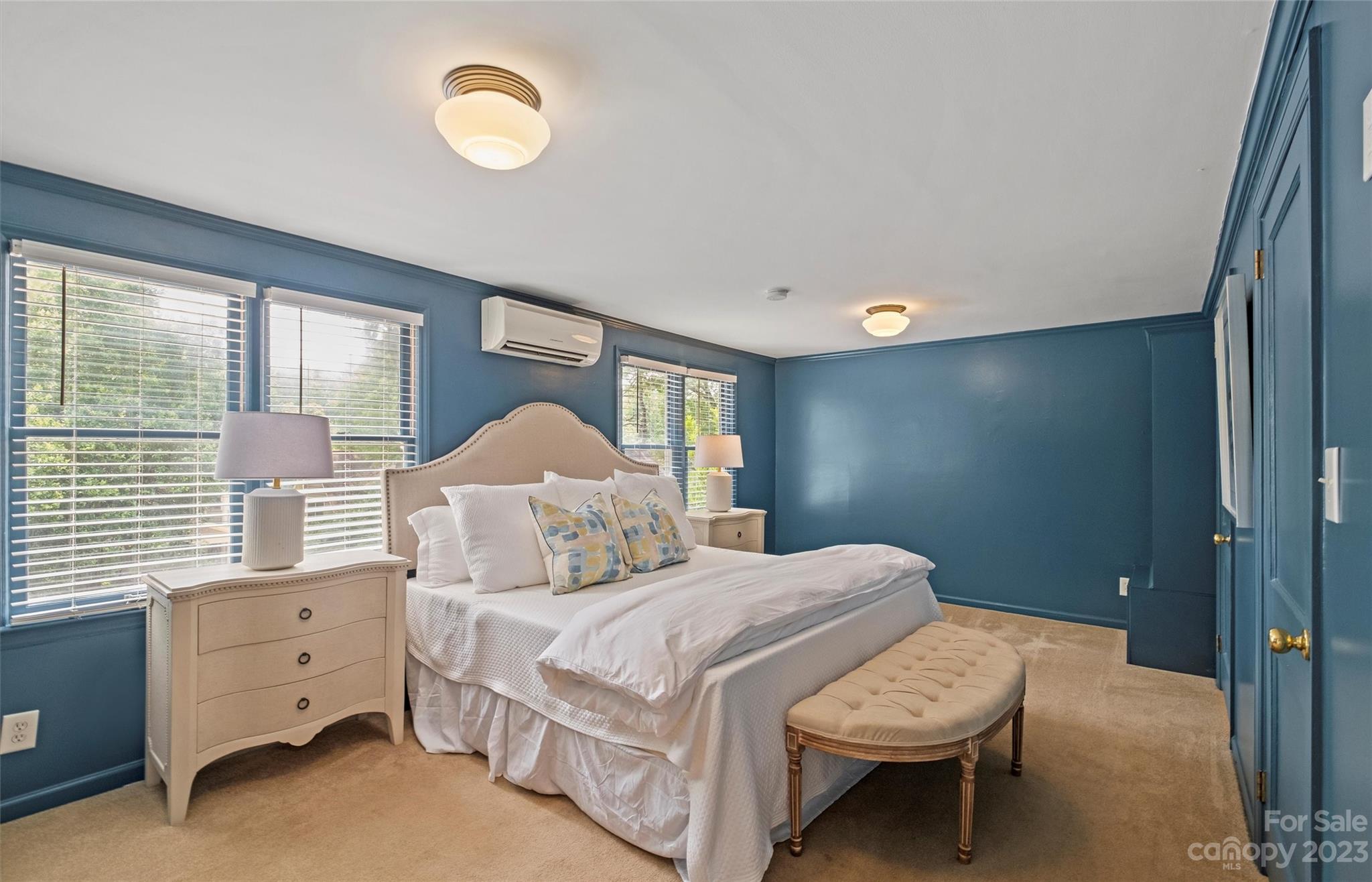 1214 Yale Place Charlotte NC 28209